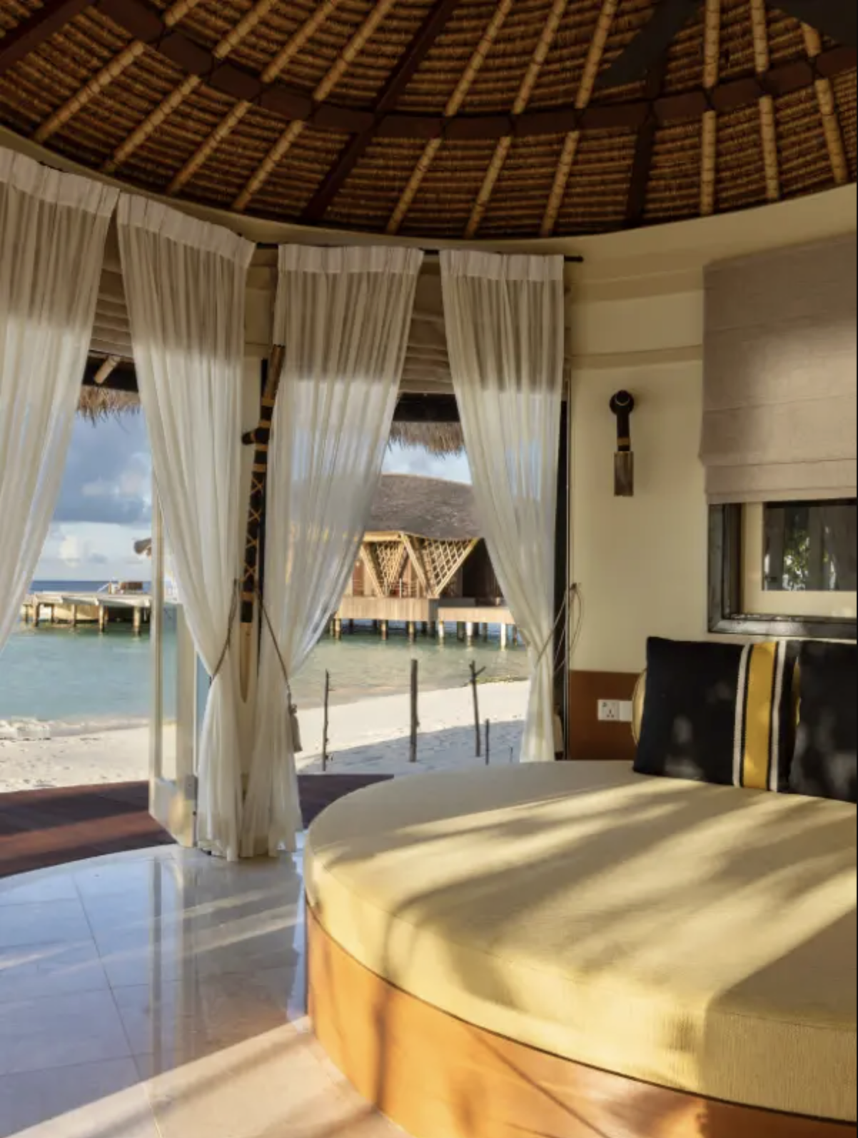 BANYAN TREE VABBINFARU ADVANCE PURCHASE